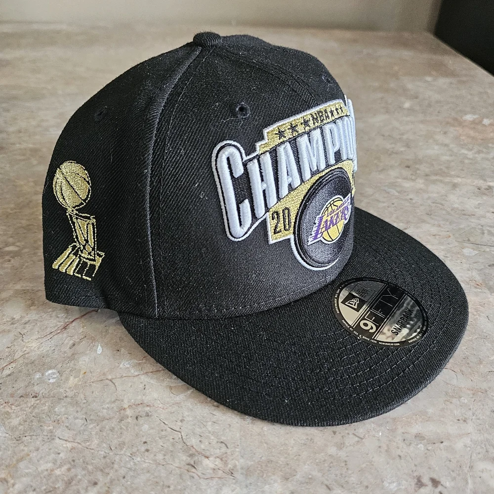 New Era Los Angeles Final Championship 🏆 NBA 2020 Snapback Locker Room Hat